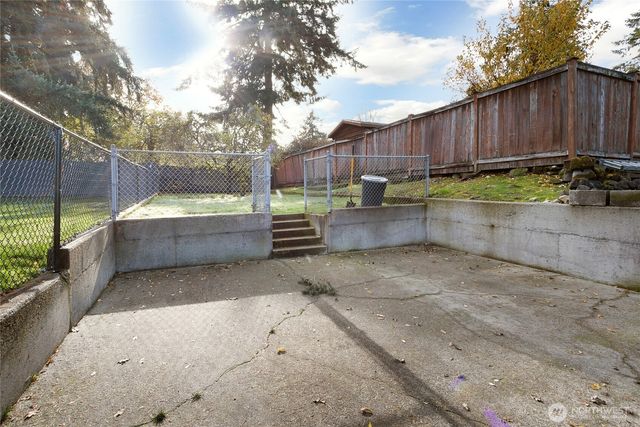 9126 Winona Street SW, Lakewood, WA 98498