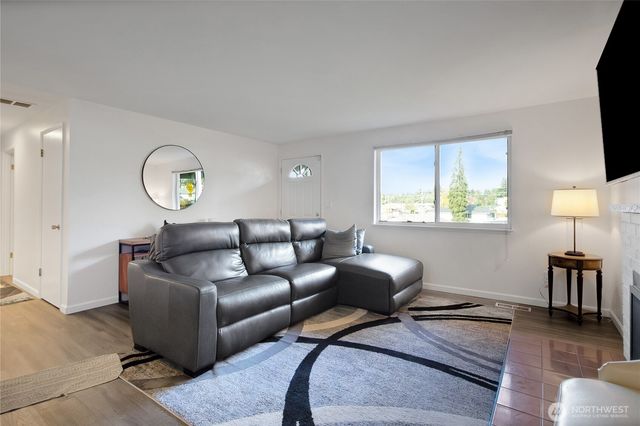 9126 Winona Street SW, Lakewood, WA 98498