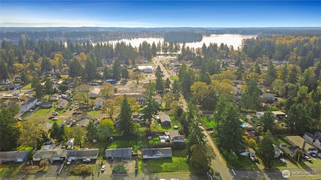 9126 Winona Street SW, Lakewood, WA 98498