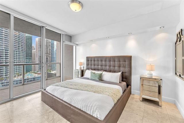 485 Brickell Ave 2503, Miami, FL 33131