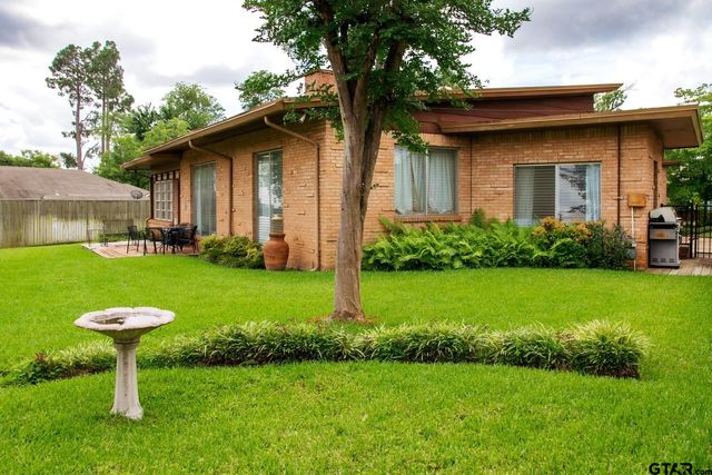 608 W Camellia St., Tyler, TX 75701