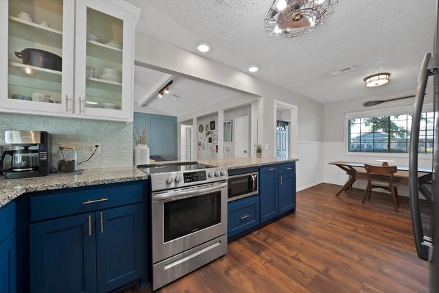 5405 Pineridge Drive, Arlington, TX 76016