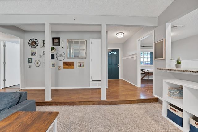 5405 Pineridge Drive, Arlington, TX 76016