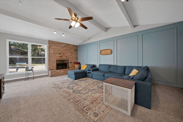5405 Pineridge Drive, Arlington, TX 76016