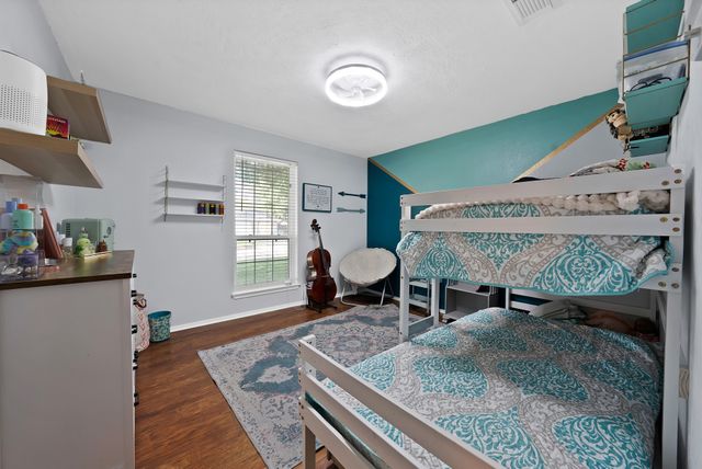 5405 Pineridge Drive, Arlington, TX 76016