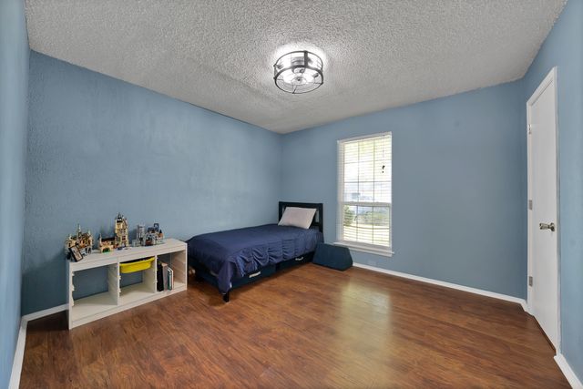 5405 Pineridge Drive, Arlington, TX 76016