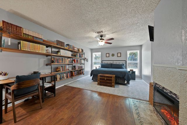 5405 Pineridge Drive, Arlington, TX 76016