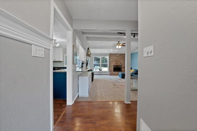 5405 Pineridge Drive, Arlington, TX 76016