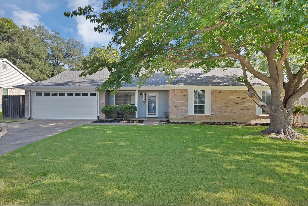 5405 Pineridge Drive, Arlington, TX 76016