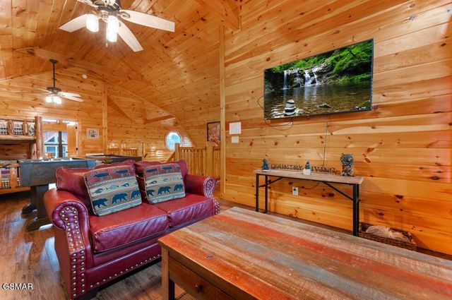 1108 Antelope Way, Sevierville, TN 37876