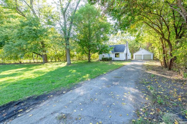 1219 W Westwood Drive, Goshen, IN 46526