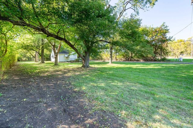 1219 W Westwood Drive, Goshen, IN 46526