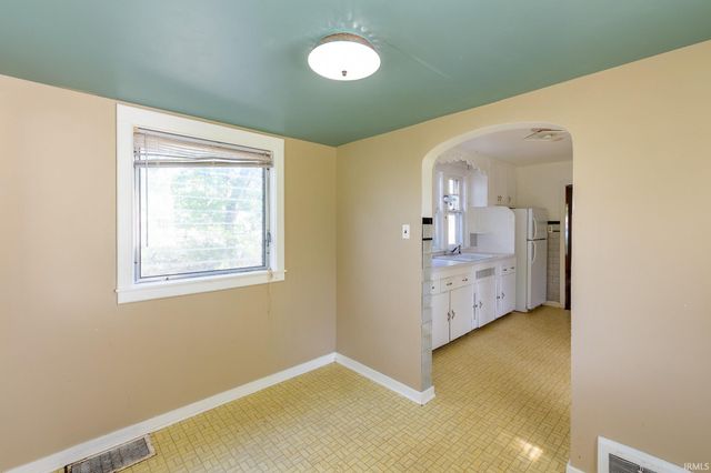 1219 W Westwood Drive, Goshen, IN 46526