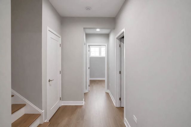3069 S LYMAN Street, Chicago, IL 60608