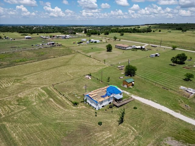 108 Lelon Lane, Springtown, TX 76082