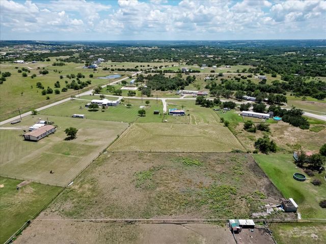 108 Lelon Lane, Springtown, TX 76082