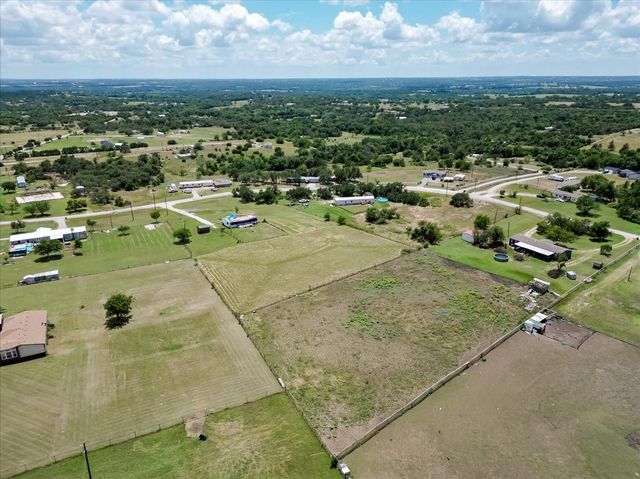108 Lelon Lane, Springtown, TX 76082