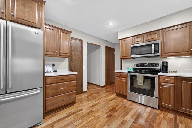 5800 Tall Oaks Road, Fitchburg, WI 53711