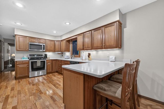 5800 Tall Oaks Road, Fitchburg, WI 53711