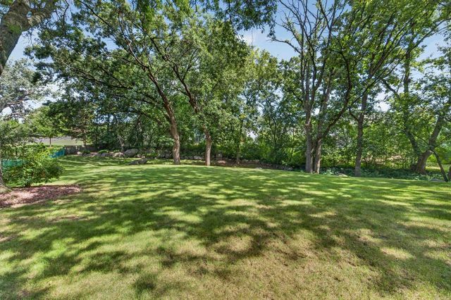 5800 Tall Oaks Road, Fitchburg, WI 53711