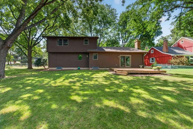 5800 Tall Oaks Road, Fitchburg, WI 53711