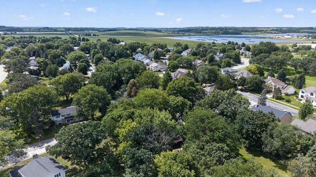 5800 Tall Oaks Road, Fitchburg, WI 53711
