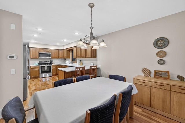 5800 Tall Oaks Road, Fitchburg, WI 53711