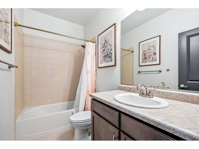 563 Country Rd, Berthoud, CO 80513
