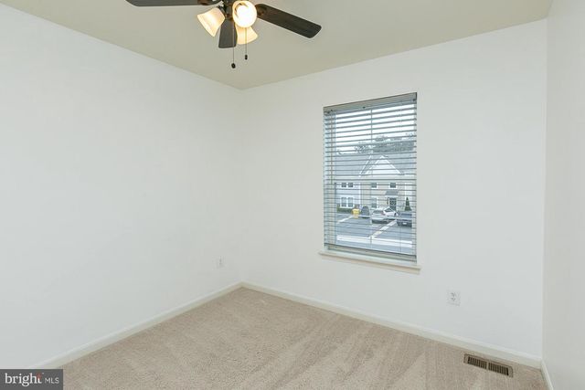 107 LOBLOLLY DR, Bunker Hill, WV 25413