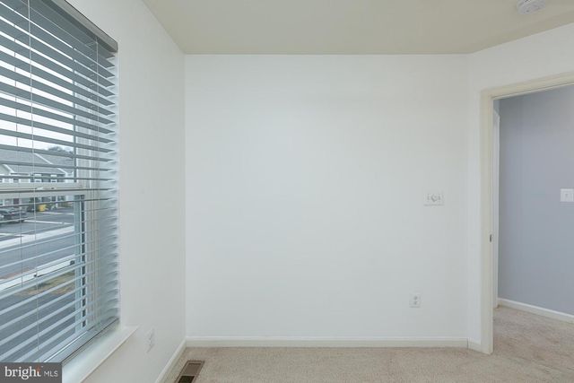 107 LOBLOLLY DR, Bunker Hill, WV 25413