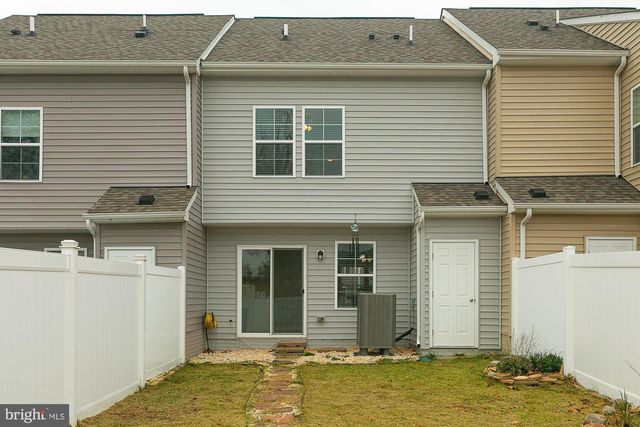 107 LOBLOLLY DR, Bunker Hill, WV 25413