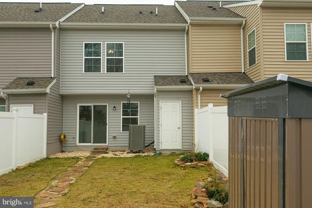 107 LOBLOLLY DR, Bunker Hill, WV 25413