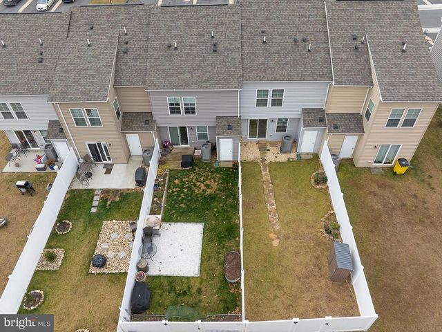 107 LOBLOLLY DR, Bunker Hill, WV 25413