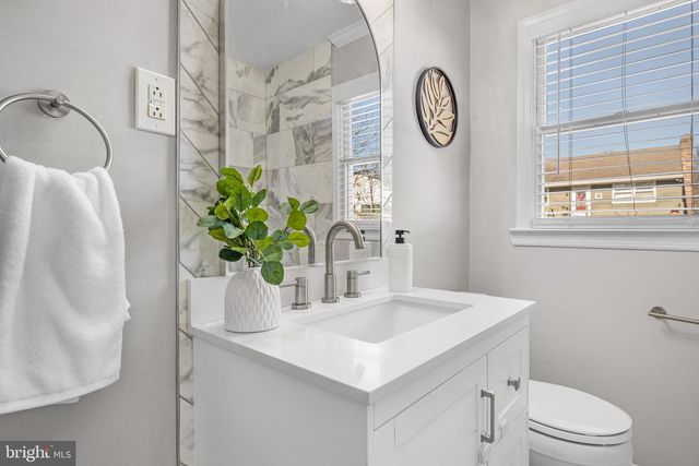 228 NICHOLSON RD, Mount Ephraim, NJ 08059