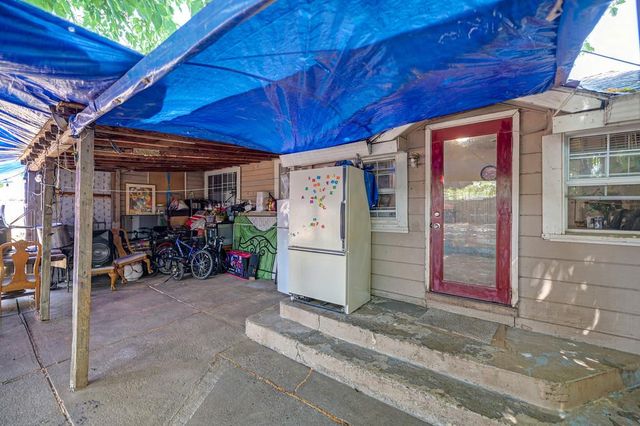 400 Leitch Ave, Sacramento, CA 95815