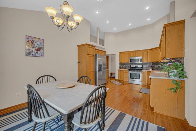 608 Sunflower Lane, Dyer, IN 46311