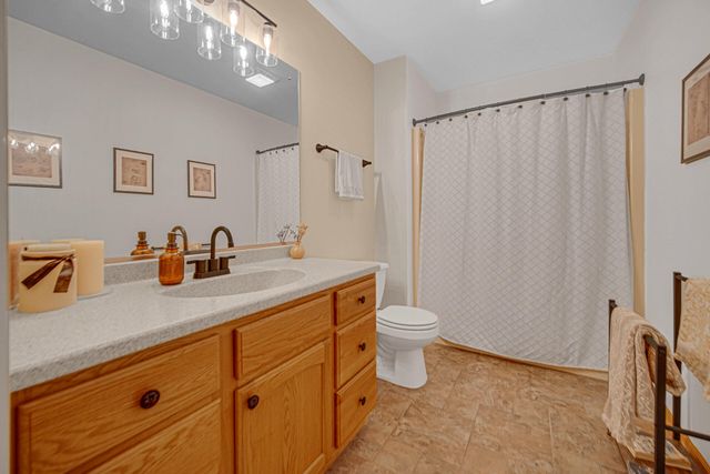 608 Sunflower Lane, Dyer, IN 46311