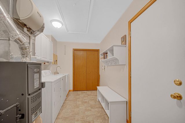 608 Sunflower Lane, Dyer, IN 46311