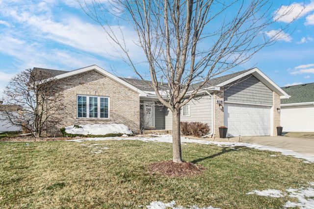 608 Sunflower Lane, Dyer, IN 46311