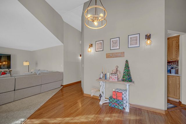 608 Sunflower Lane, Dyer, IN 46311