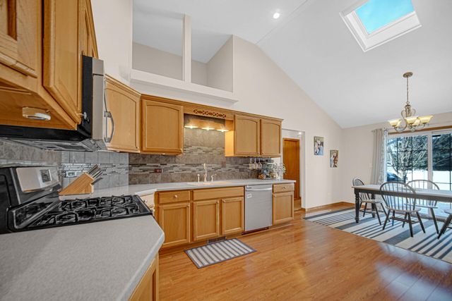 608 Sunflower Lane, Dyer, IN 46311