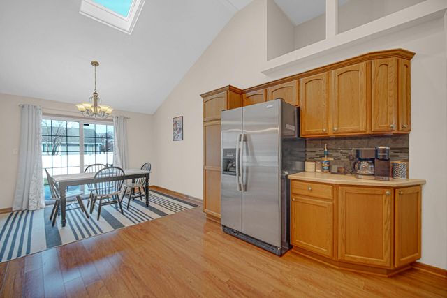 608 Sunflower Lane, Dyer, IN 46311