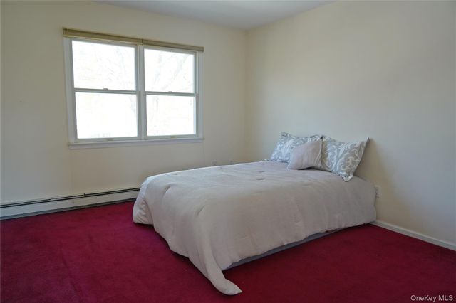111 Fulton Avenue, Garden City Park, NY 11040