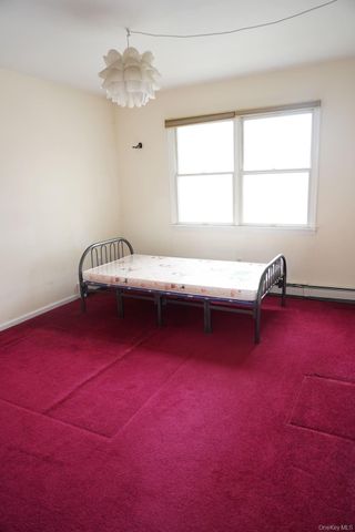 111 Fulton Avenue, Garden City Park, NY 11040