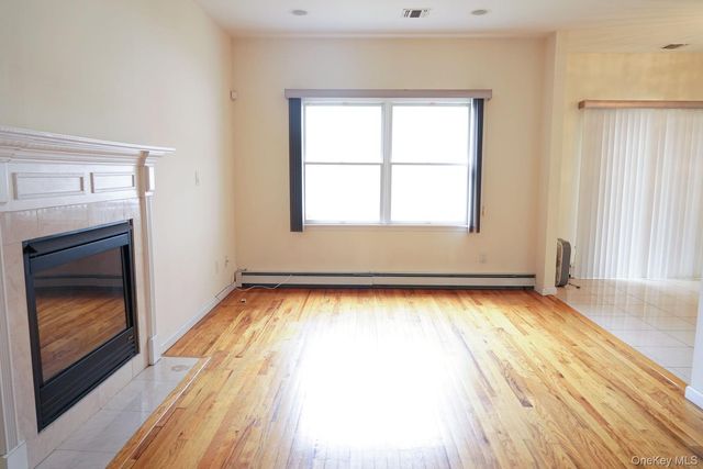 111 Fulton Avenue, Garden City Park, NY 11040