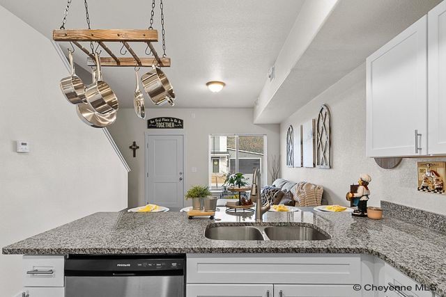 1533 ELSIE-JEAN TRL, Cheyenne, WY 82007