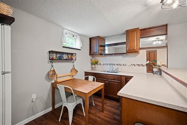 8501 W 149th Terrace, Overland Park, KS 66223