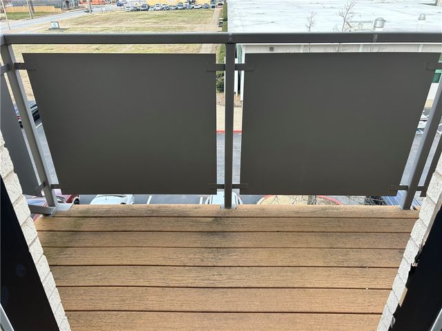 726 E Emma Avenue 306, Springdale, AR 72764