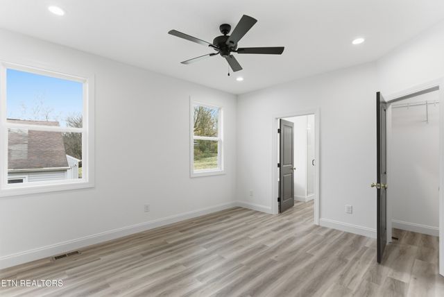 324 N Chilhowee Drive, Knoxville, TN 37914