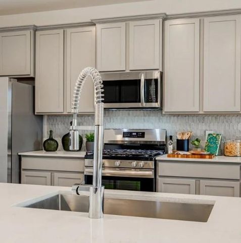 2224 Pacific Current Way, League City, TX 77573